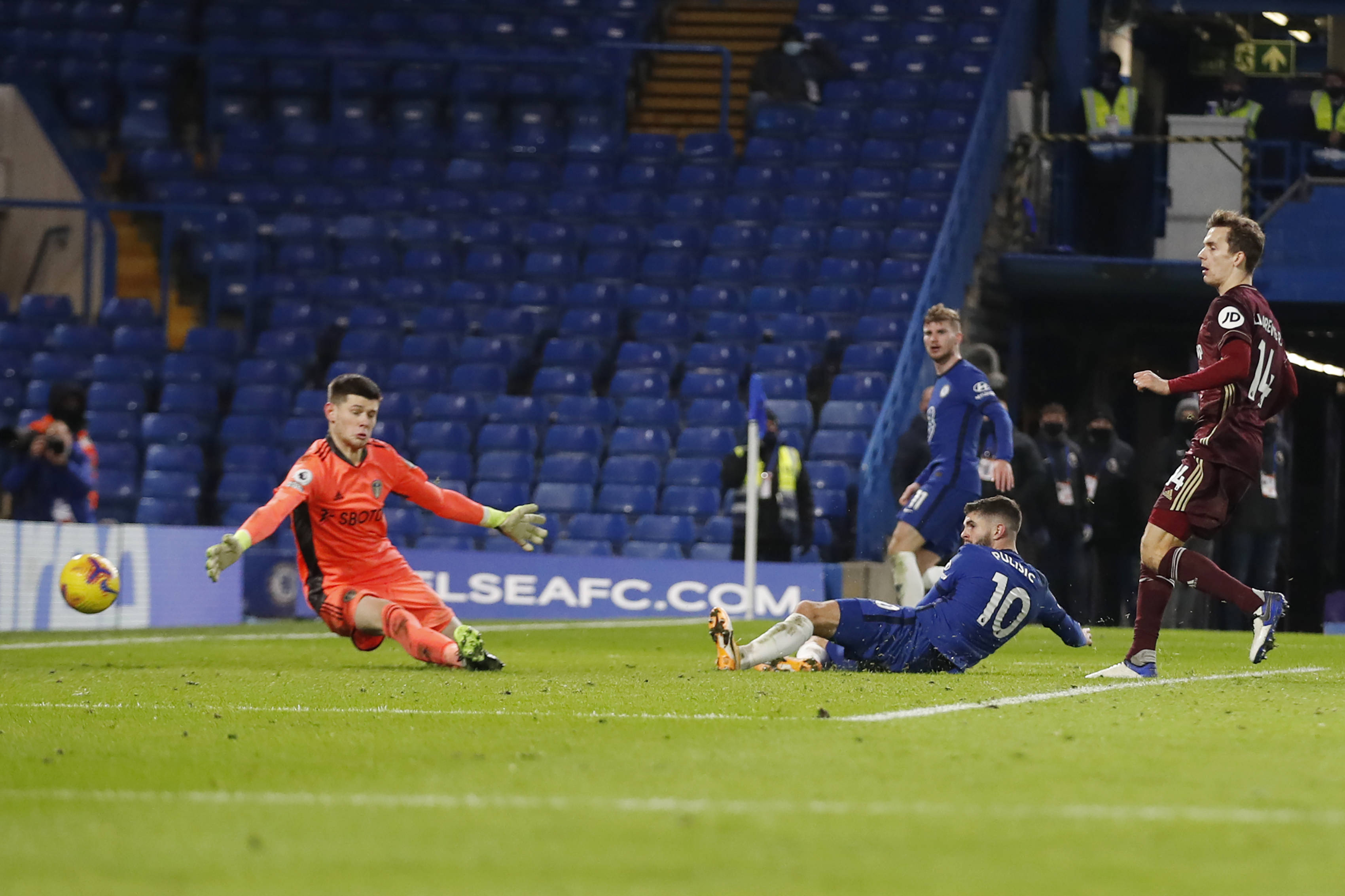 无论是进攻 无论是进攻